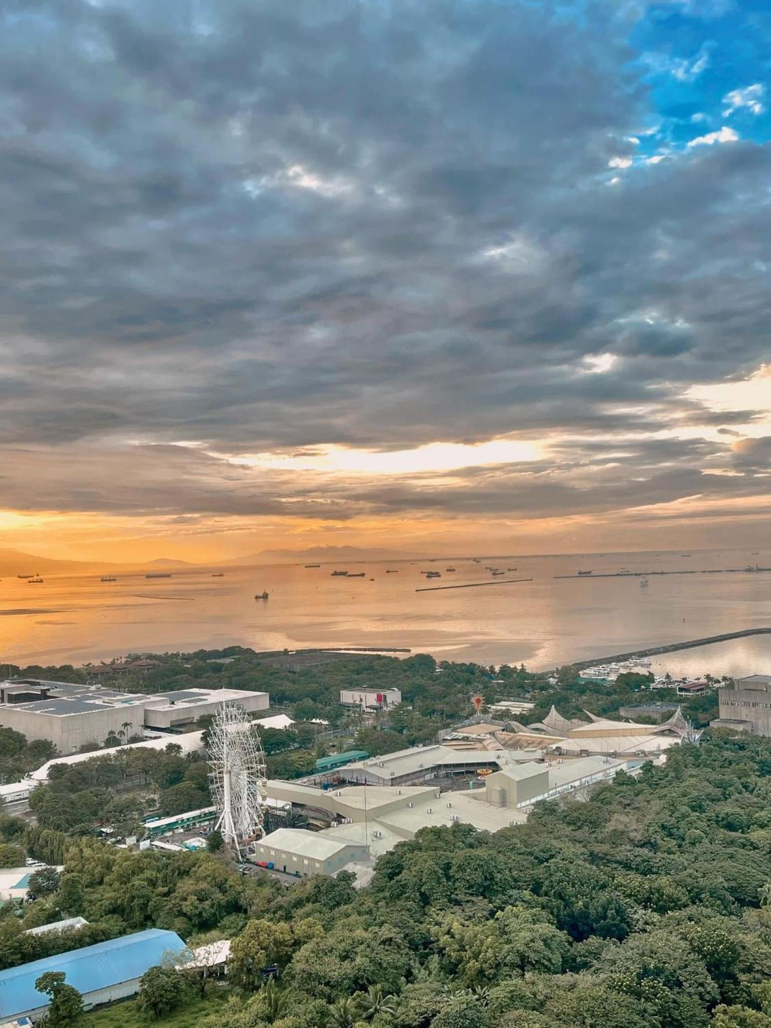 Smdc Coast Residences Near Picc Pasay Exterior photo
